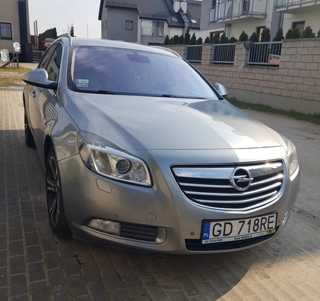 Opel Insignia cena 28400 przebieg: 275000, rok produkcji 2013 z Gdańsk małe 121